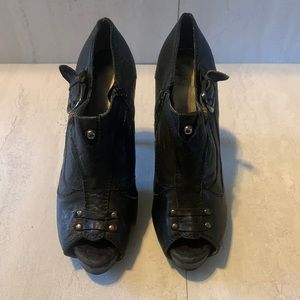 Vintage Bakers Orion Black Leather High Heel Open Toe Ankle Boots